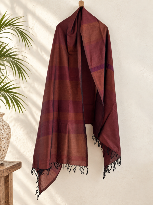 burgundy handloom shawl/ sarong burgundy handloom shawl/ sarong2